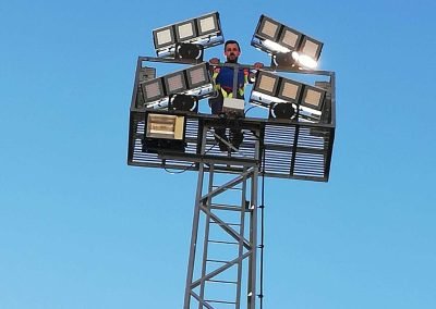 ILUMINACION PISTAS DEPORTIVAS COLEGIO PORTACELI