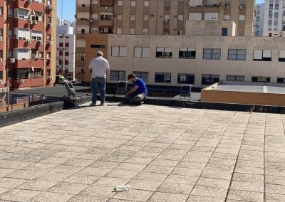 INSTALACION DE PROYECTORES LED DISANO EN COLEGIO LORETO (SEVILLA